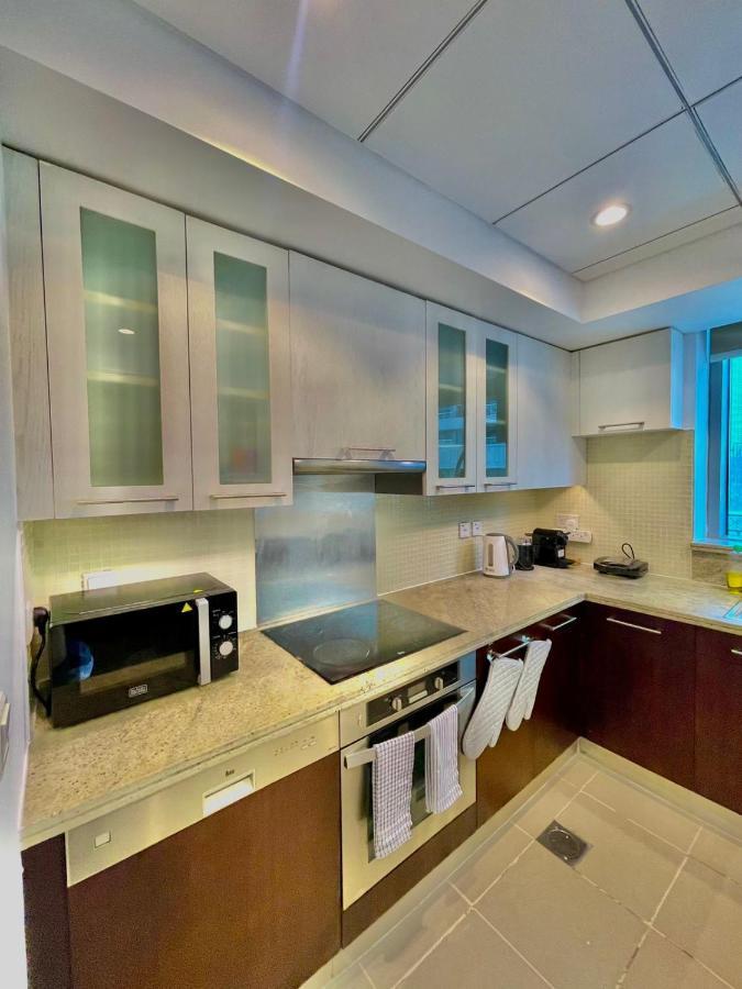 First Class 2Br With Burj Khalifa & Downtown View Dubai Exterior photo